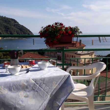 Splendido Appartamento Vista Mare Λεβάντο Εξωτερικό φωτογραφία