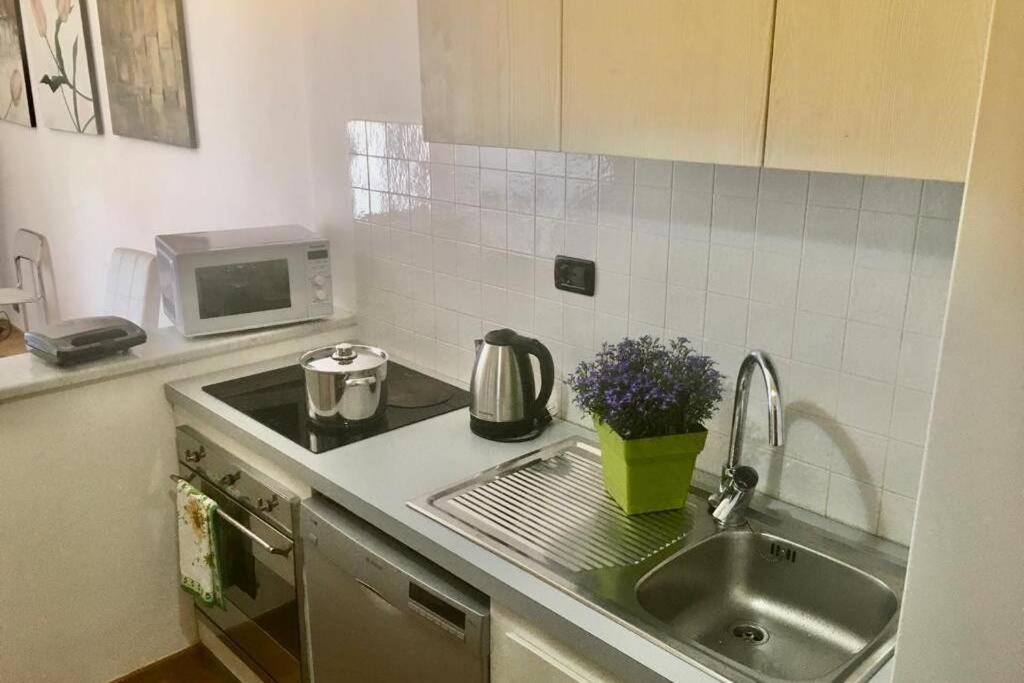 Splendido Appartamento Vista Mare Λεβάντο Εξωτερικό φωτογραφία